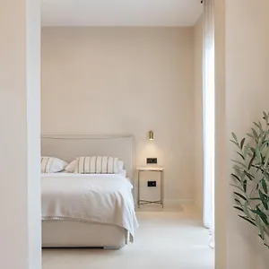 Lo͝or Luxury Retreat Stobreč